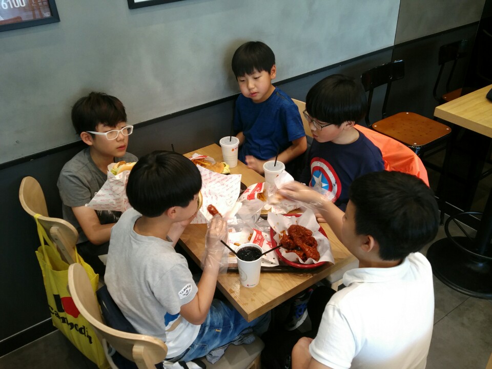 KakaoTalk_20180513_222232267.jpg