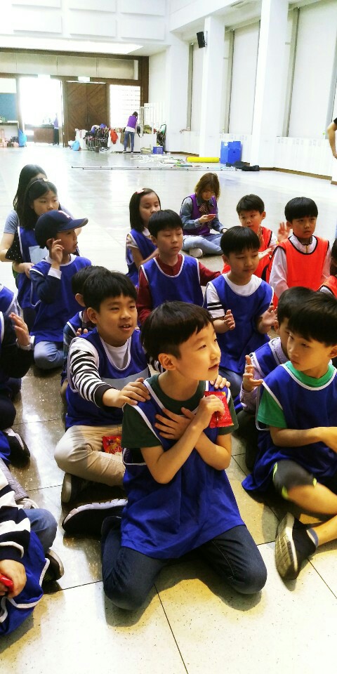 b_618Ud018svc2oj80afr946l_frtfb9.jpg