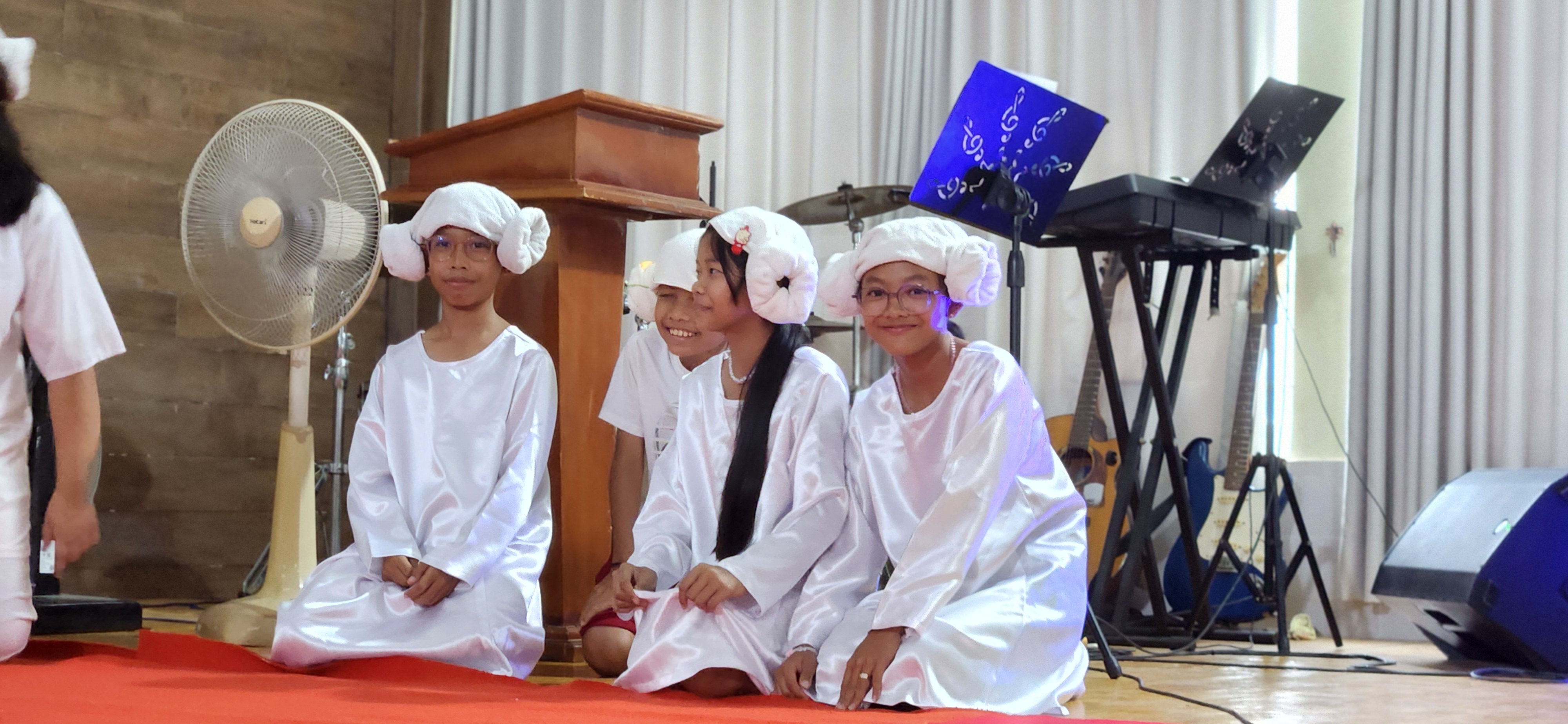 8.연극공연(부활절).jpg